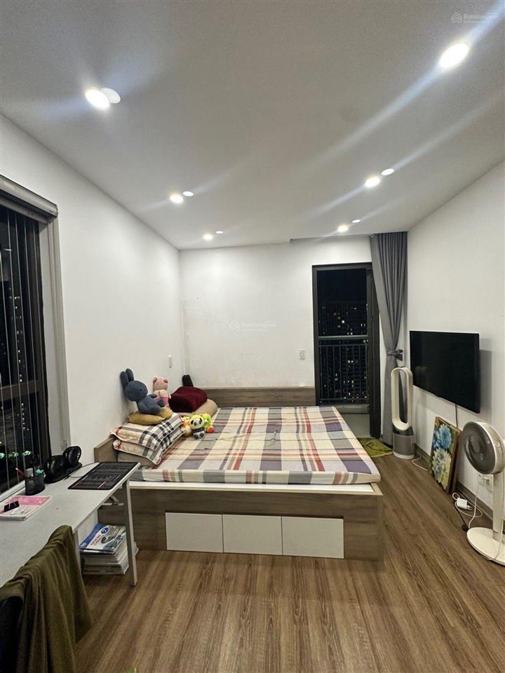 Bán căn hộ 90 m2 hơn 6 tỷ 87 lĩnh nam new horizon city