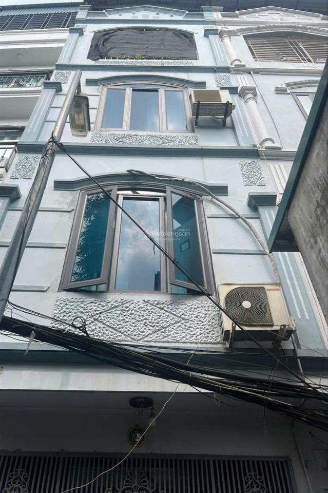 Bán nhà tân mai 4 tầng hơn 4 tỷ