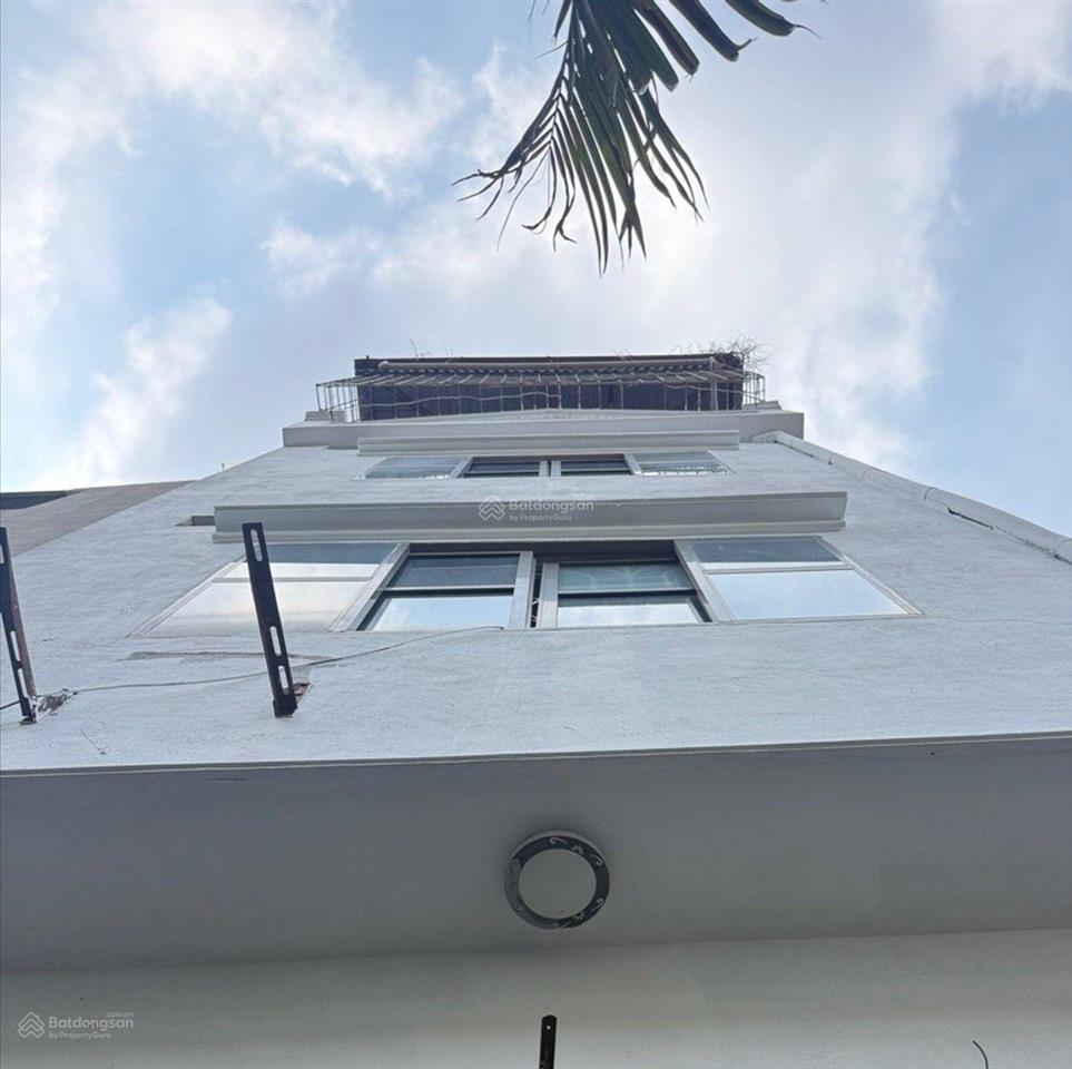 Bán nhà đền lừ 33m2 giá 7 tỷ cách hồ 50 m.
