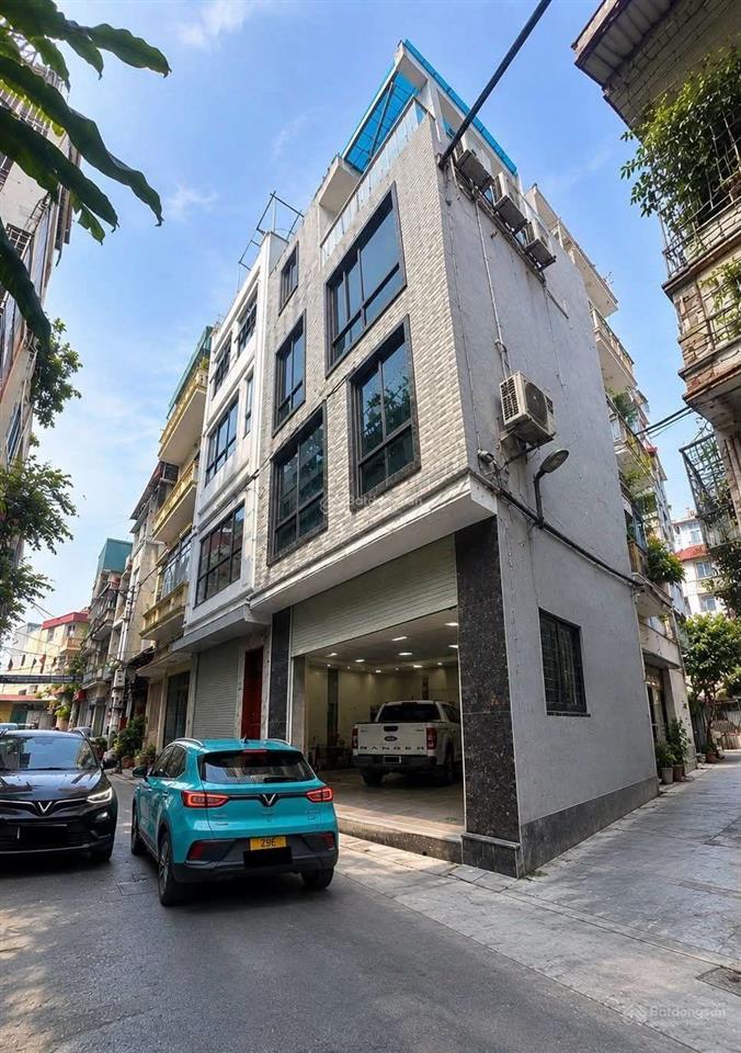 Nhà tựu liệt 40m2 ô tô tránh đỗ vào nhà nhỉnh nhẹ 8 tỷ