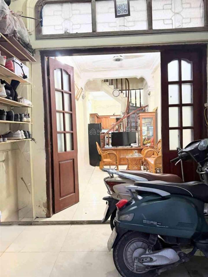 Bán nhà minh khai 38m2 hơn 6 tỷ, sổ đỏ cc không qh.