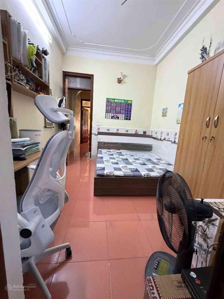 Bán nhà minh khai 38m2 hơn 6 tỷ, sổ đỏ cc không qh.