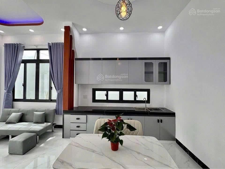 Tôi chính chủ, bán gấp căn nhà sổ hồng riêng giá 2 tỷ 100 thương lượng, cho thuê tháng 7tr