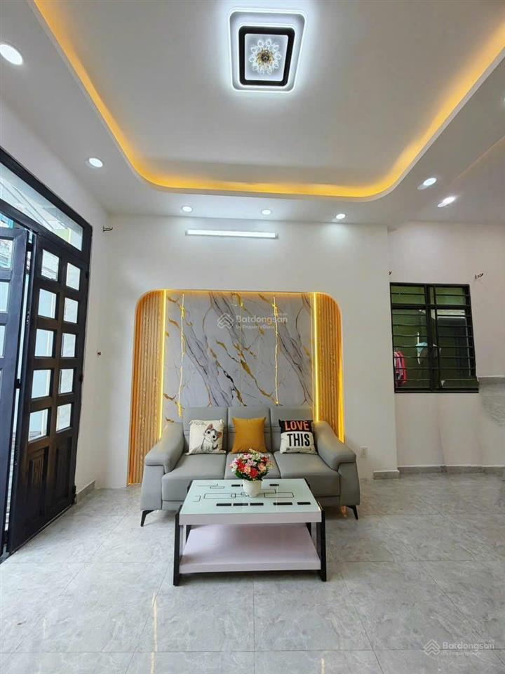 Nhà hẻm xe hơi, cho thuê tháng 11tr full nội thất, giá 2 tỷ 800 thương lượng, nhà có sổ hồng riêng