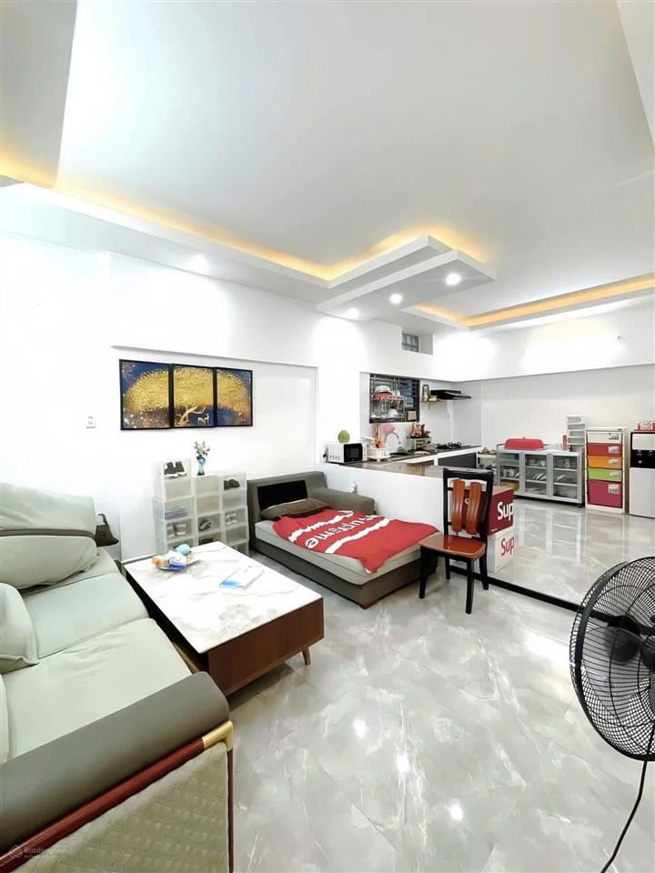 Bán gấp nhà chính chủ giá 1 tỷ 650 sổ hồng riêng, chủ cho thuê tháng 10 triệu, bao quy hoạch