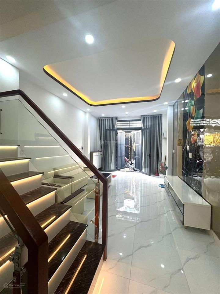 Bán nhà sổ hồng riêng cho thuê tháng 7 triệu, giá 1 tỷ 450 hoàn công đầy đủ, không quy hoạch