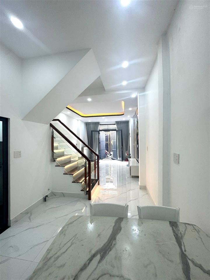 Bán nhà sổ hồng riêng cho thuê tháng 7 triệu, giá 1 tỷ 450 hoàn công đầy đủ, không quy hoạch