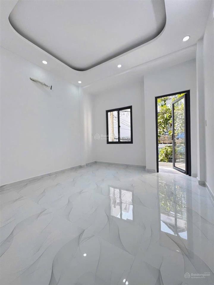 Chủ hỗ trợ vay bank, 2 năm đầu 0 lãi, bán nhà giá 1 tỷ 600 ngay bến xe q8, sổ hồng riêng, chính chu