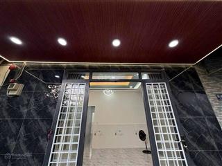 Tôi chính chủ bán nhà 1 tỷ 300 ngay kcn tân kim, về q8 15p, sổ hồng riêng hoàn công, sổ có sẵn