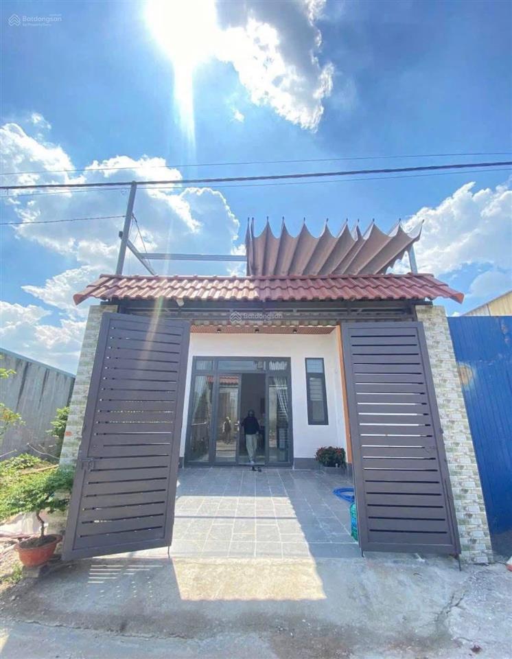 Bán nhà cách bến xe q8 15p giá 1 tỷ 570 cho thuê tháng 6 triệu, sổ hồng riêng hoàn công đầy đủ