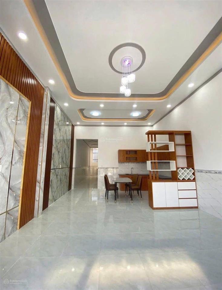 Bán nhà cách bến xe q8 15p giá 1 tỷ 570 cho thuê tháng 6 triệu, sổ hồng riêng hoàn công đầy đủ