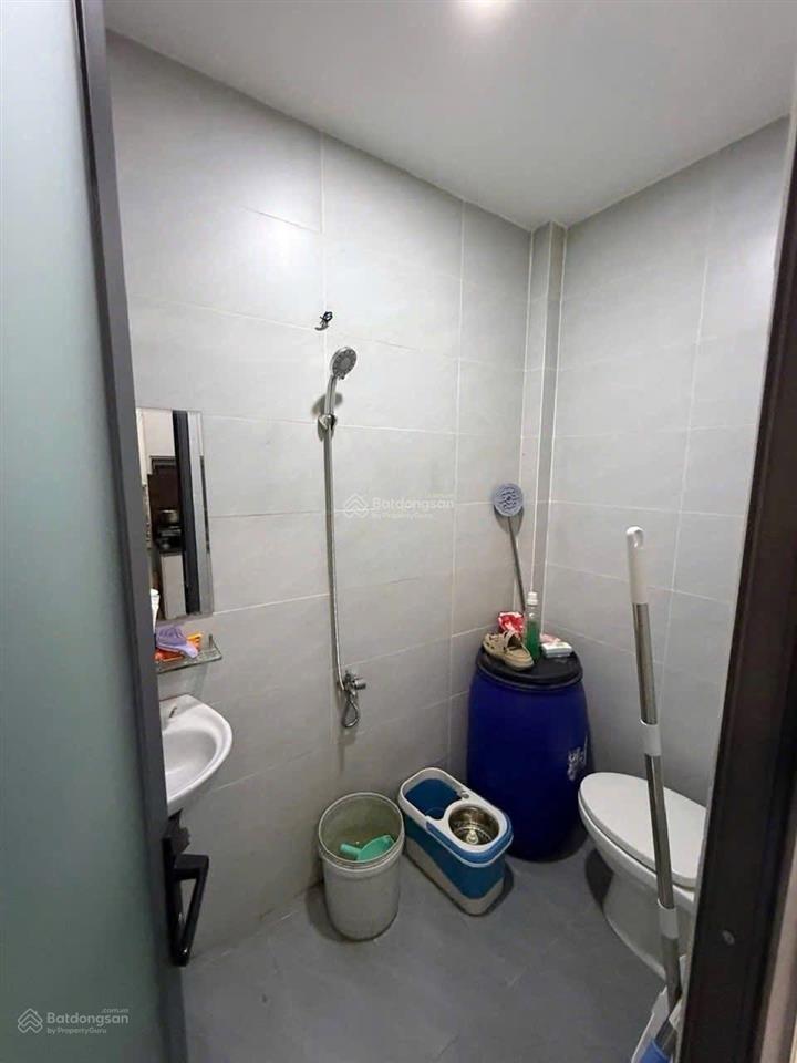 Bán nhà đang cho thuê 10tr5 tháng giá 1 tỷ 780 thương lượng, sổ hồng riêng cách bến xe q8 15p