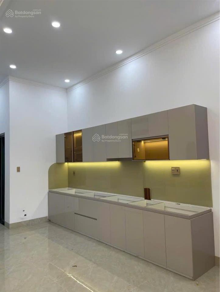 Nhà mặt tiền kinh doanh giá 1 tỷ 280, hỗ trợ vay 0 lãi suất năm đầu, nhà sổ hồng riêng