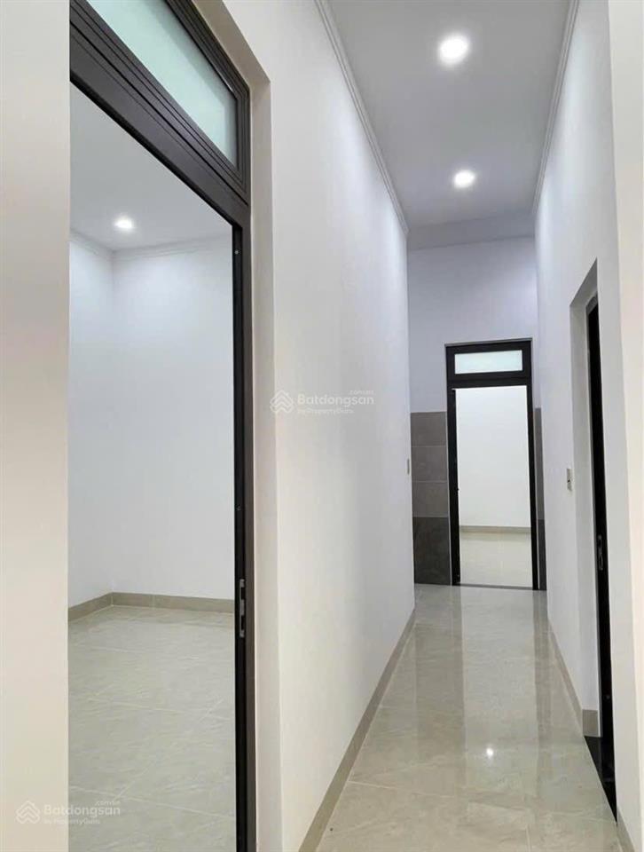 Nhà mặt tiền kinh doanh giá 1 tỷ 280, hỗ trợ vay 0 lãi suất năm đầu, nhà sổ hồng riêng