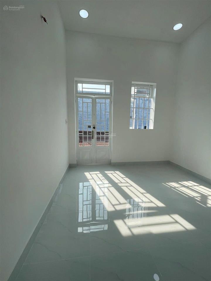 Nhà ngay chợ phú lợi quận 8 giá 1 tỷ 800 sổ hồng riêng, cho thuê tháng 10 triệu, công chứng nhanh