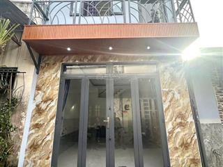 Chỉ cần trả trước 200 triệu công chứng liền, nhà bán giá 1 tỷ 100 sổ hồng riêng hoàn công đầy đủ