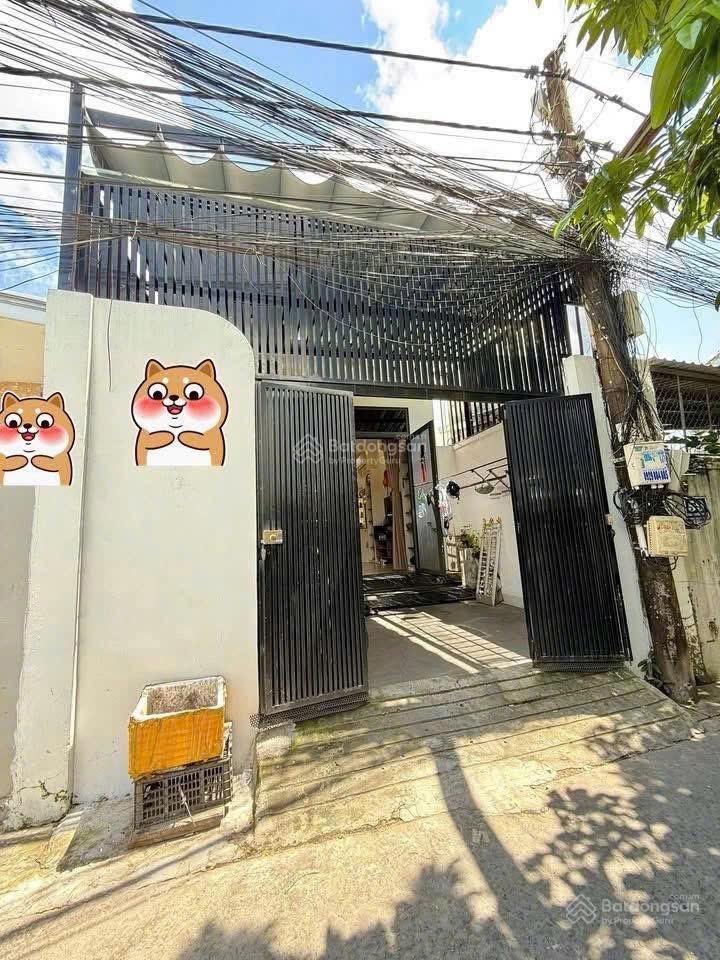 Hàng ngộp đừng bỏ lỡ, giá chỉ 1 tỷ 200 nhà sổ hồng riêng cách sân bay 9km, công chứng liền