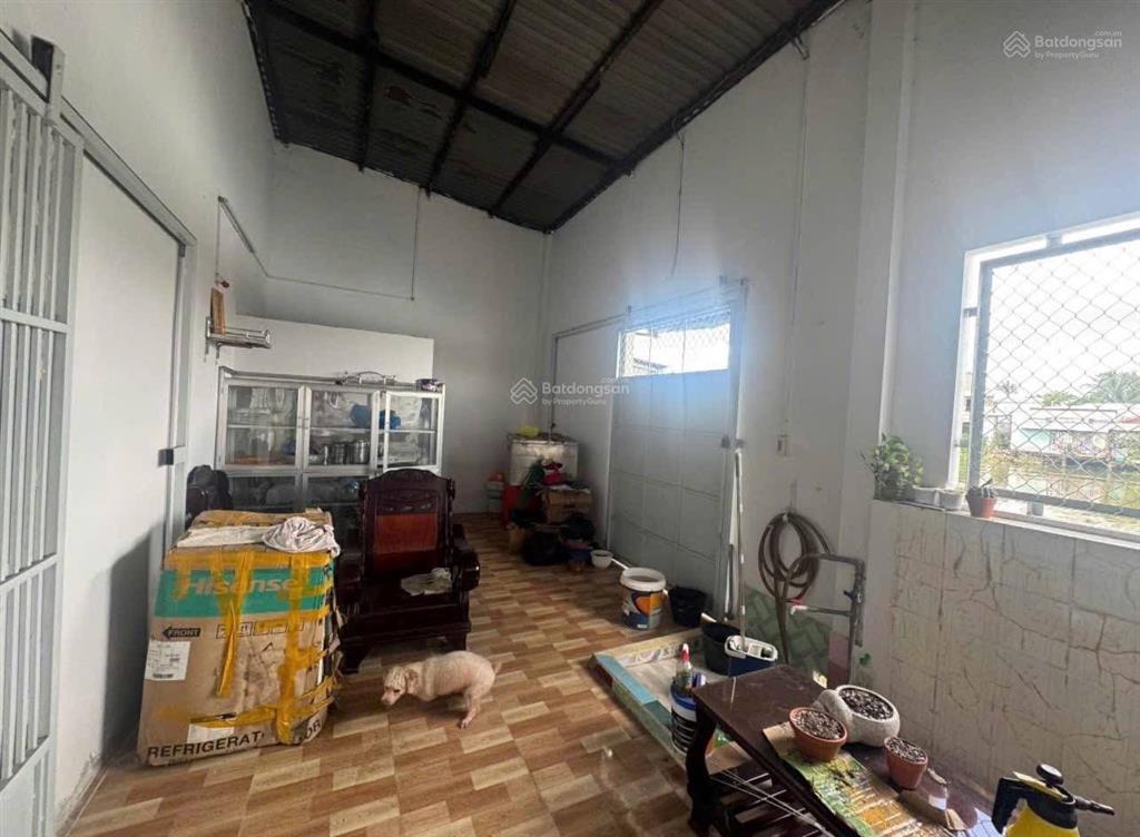 Bán dãy trọ đang cho thuê 5 phòng 1 kiot thu nhập tháng 12 triệu giá 1 tỷ 200 sổ hồng riêng