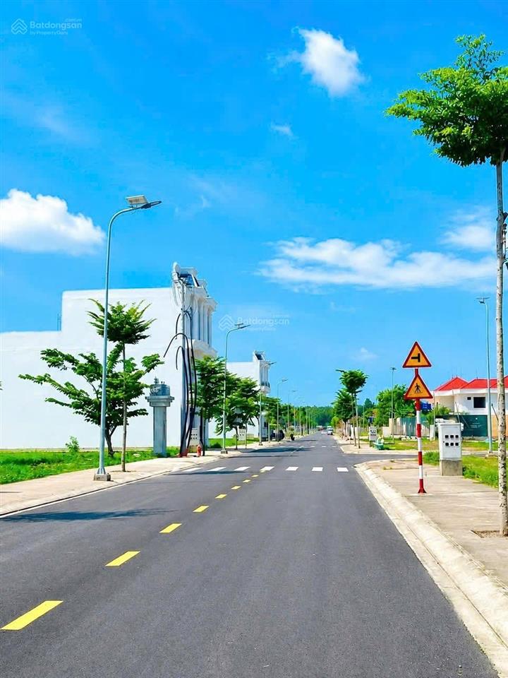 Giảm thêm 100 triệu nửa công chứng nhanh miếng đất full thổ cư giá 2 tỷ 160, sổ hồng riêng