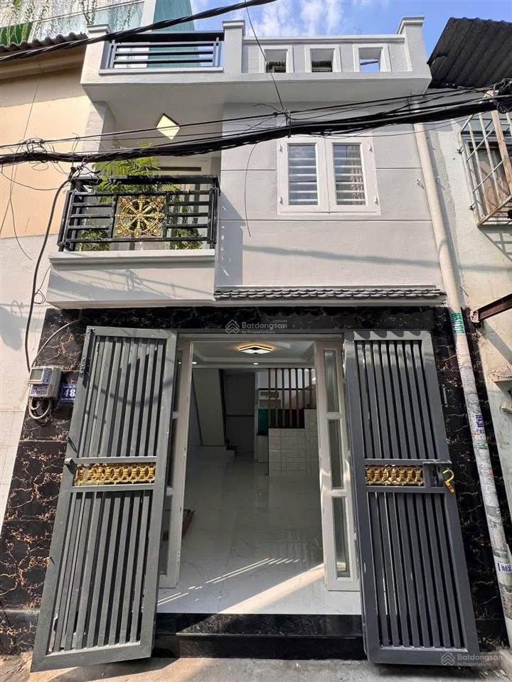 Nhà cách sân bay 30p, giá không phát sinh 1 tỷ 740, giảm thêm 70 triệu công chứng ngay, nhà shr