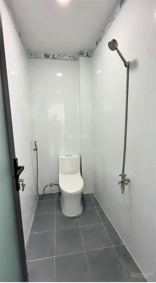 Bán nhà đang cho thuê tháng 11 triệu, sổ hồng riêng hoàn công đầy đủ giá 1 tỷ 750 thương lượng