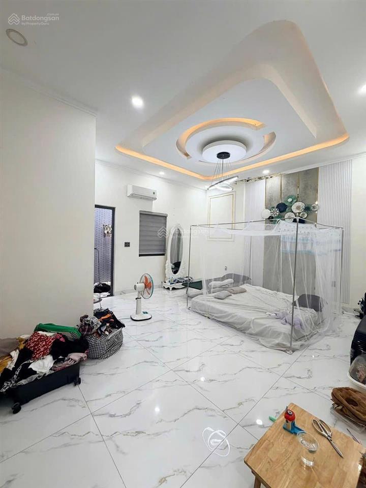 Chú thơ cà mau cần bán gấp nhà 2 tỷ 350, hỗ trợ trả góp tháng 8 triệu, nhà shr không quy hoạch