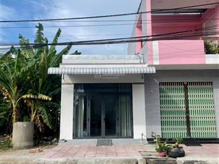Bán gấp nhà mt kinh doanh giá 980 triệu, cho thuê tháng 7tr5, trả trước 200 triệu công chứng, shr