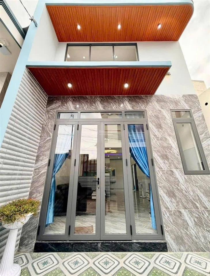 Trả trước 500 triệu sang tên ngay, nhà shr giá 1 tỷ 880 hiện đang cho thuê tháng 12 triệu, giá tl