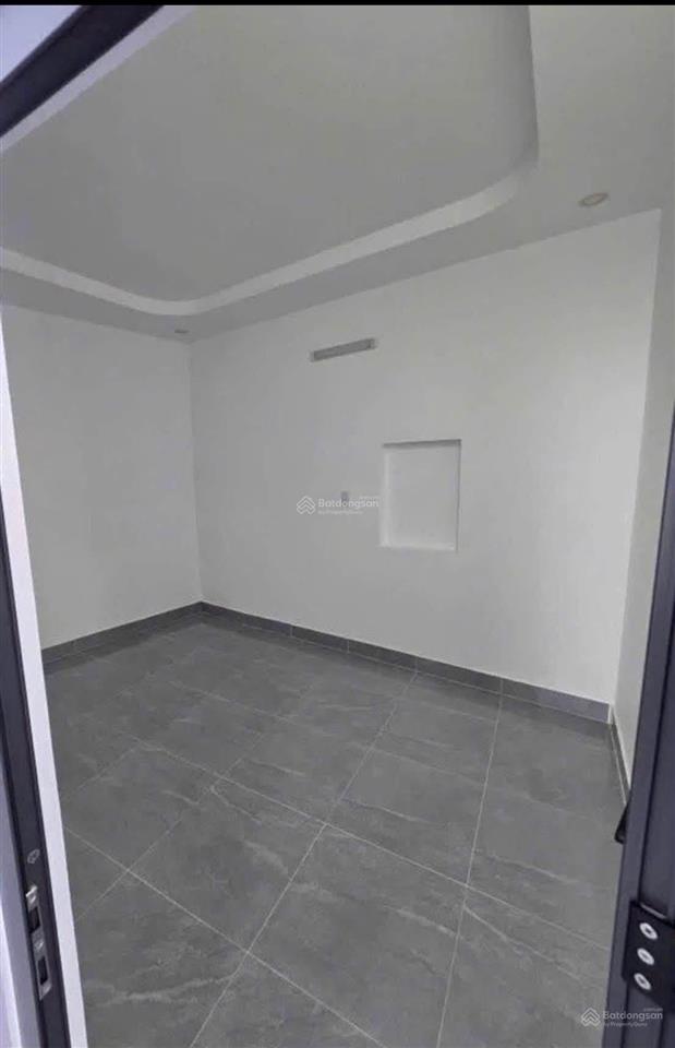 Cách bến xe q8 6km, chính chủ bán gấp giá 1 tỷ 325 không phát sinh, nhà shr cho thuê tháng 13tr