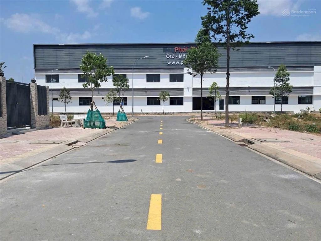 Giảm 100 triệu công chứng miếng full thổ cư, giá 1 tỷ 585. sổ hồng riêng, xây dựng tự do