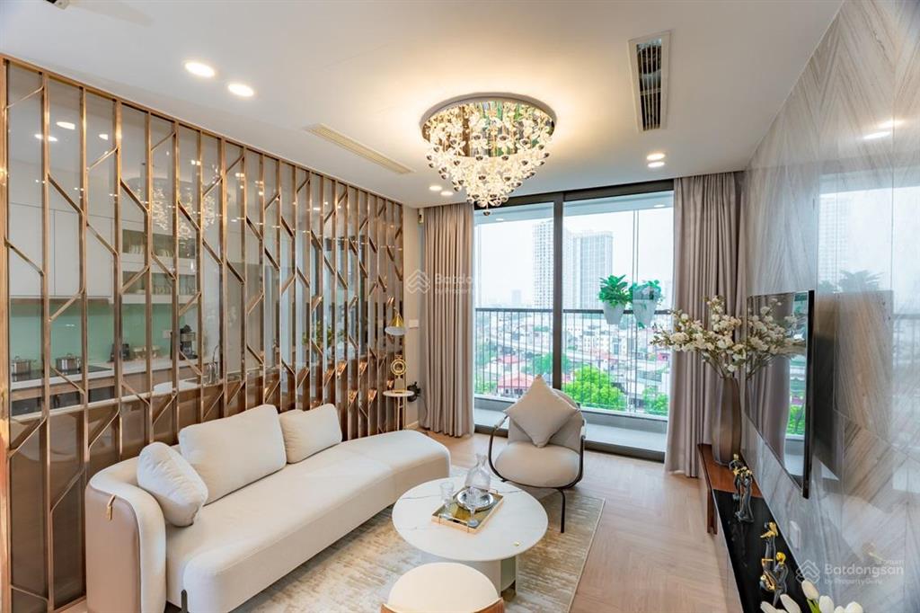 Hiếm cho thuê căn hộ d'capitale, 95m2, 3pn, full nội thất, giá 25 tr/tháng.  0961 352 ***