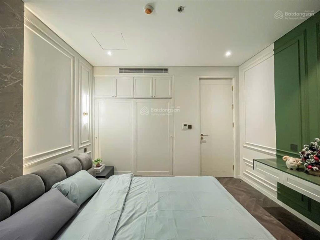 Cực hiếm cho thuê the golden palm, 130m2, 3pn+1, full nội thất, 21.5tr/tháng.  0961.,352.,598