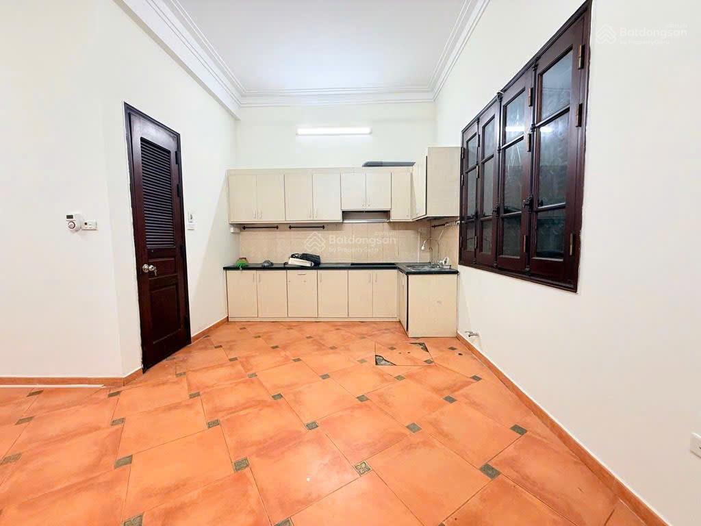 170triệu/m2 | dân xây | 5tầng | mt 5m | sát phố | cầu diễn | không lỗi phong thủy, không quy hoạch