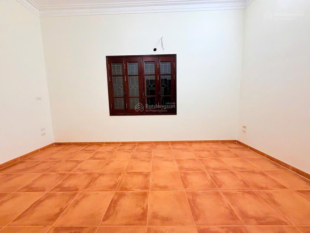 170triệu/m2 | dân xây | 5tầng | mt 5m | sát phố | cầu diễn | không lỗi phong thủy, không quy hoạch