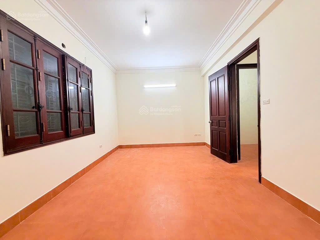 170triệu/m2 | dân xây | 5tầng | mt 5m | sát phố | cầu diễn | không lỗi phong thủy, không quy hoạch