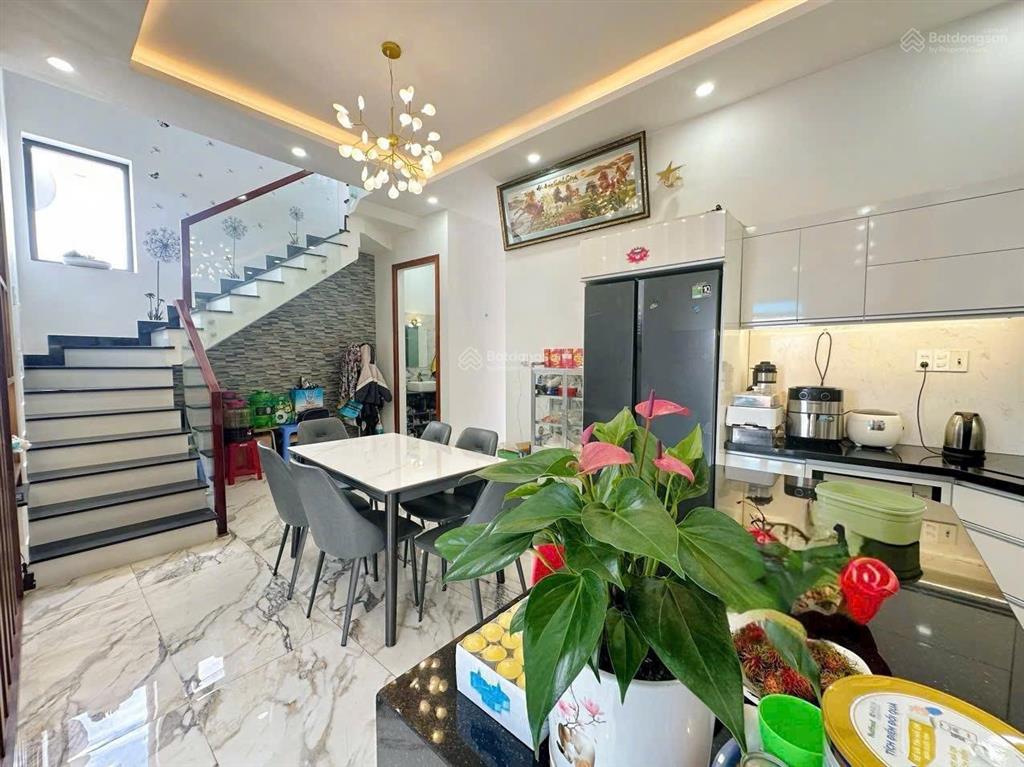 Nhà villa giá tốt đường trịnh hoài đức  p11  đà lạt