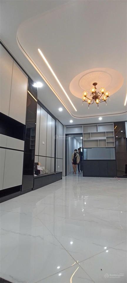 Bán nhà nguyễn viết xuân 45m², 5 tầng, thang máy, ô tô đỗ cửa. giá 11 tỷ 200