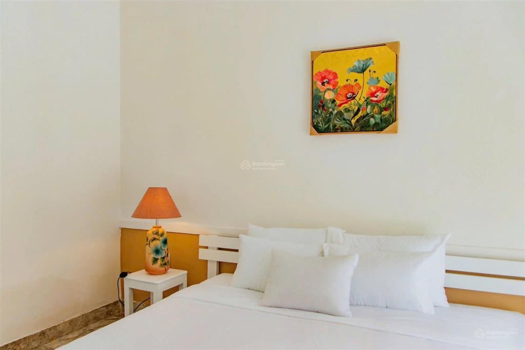 Bán khách sạn hội an 20 phòng mini mới căn trảng kèo