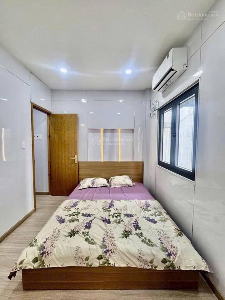 Bán nhà đất mới, 50m2 (4,1x13m), 3pn, 2wc, hxh 5m, đẹp ở ngay, giá 4, 7 tỷ