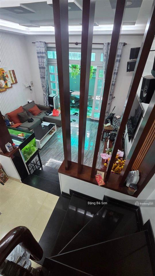 4 tầng, 4.5x15m, hẻm xe hơi, lạc long quânchợ tân bình, nhỉnh 8 tỷ.