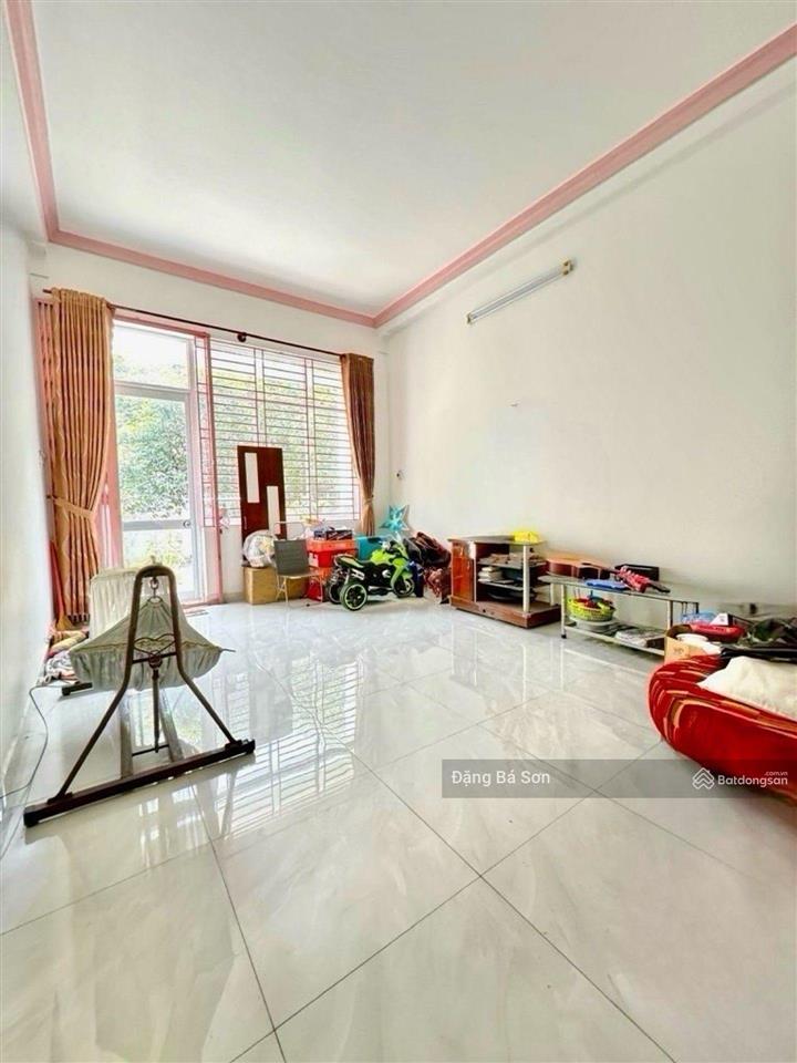 Hiếm có 1 căn, mặt tiền bàu cát, 4 tầng, 4x18m, nhỉnh 13 tỷ.