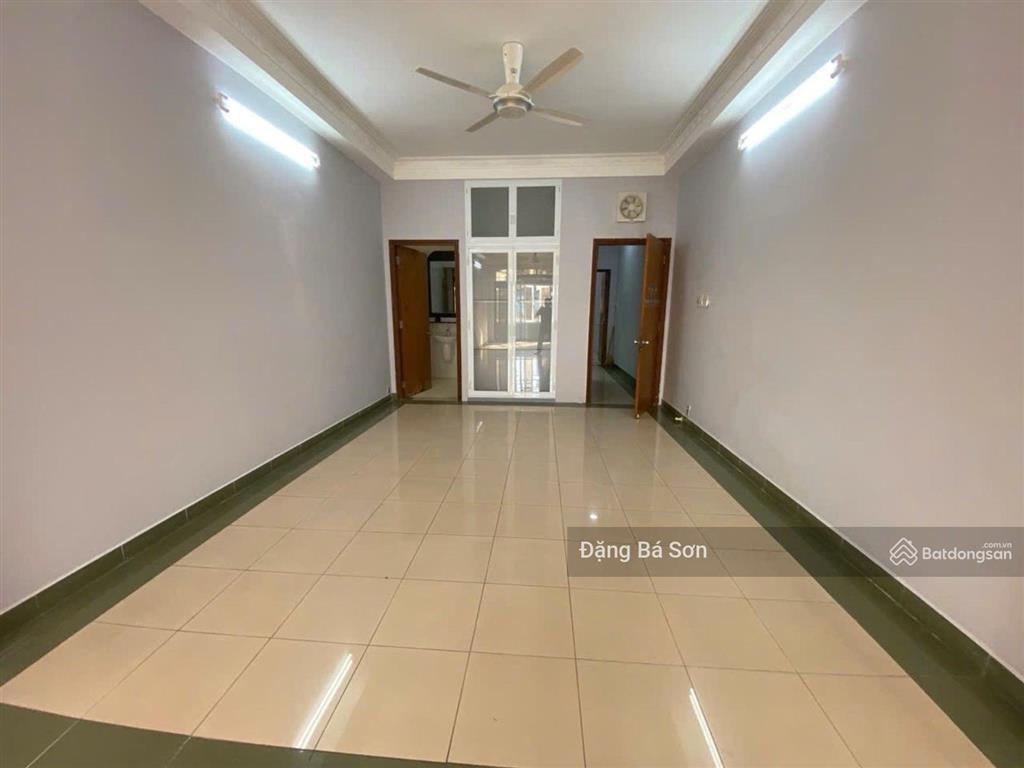 Mặt tiền kinh doanh đỉnh hoàng hoa thám, nhà ga t3, kinh doanh đa ngành, dòng tiền cho thuê 35tr/th