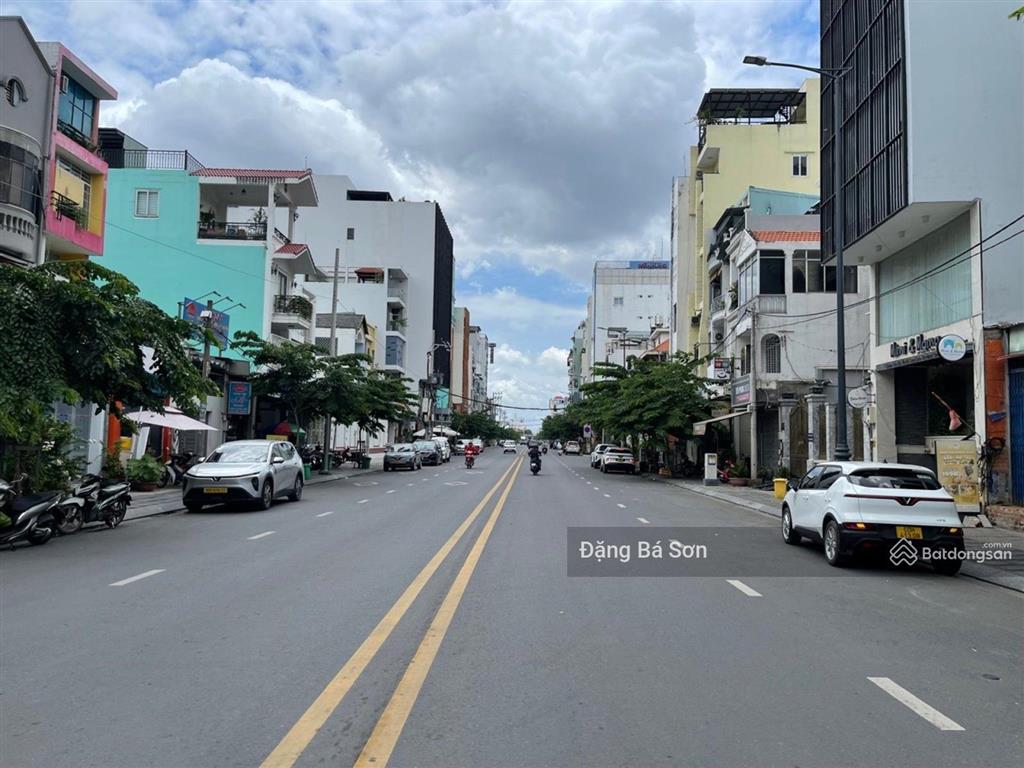 Mặt tiền kinh doanh đỉnh hoàng hoa thám, nhà ga t3, kinh doanh đa ngành, dòng tiền cho thuê 35tr/th