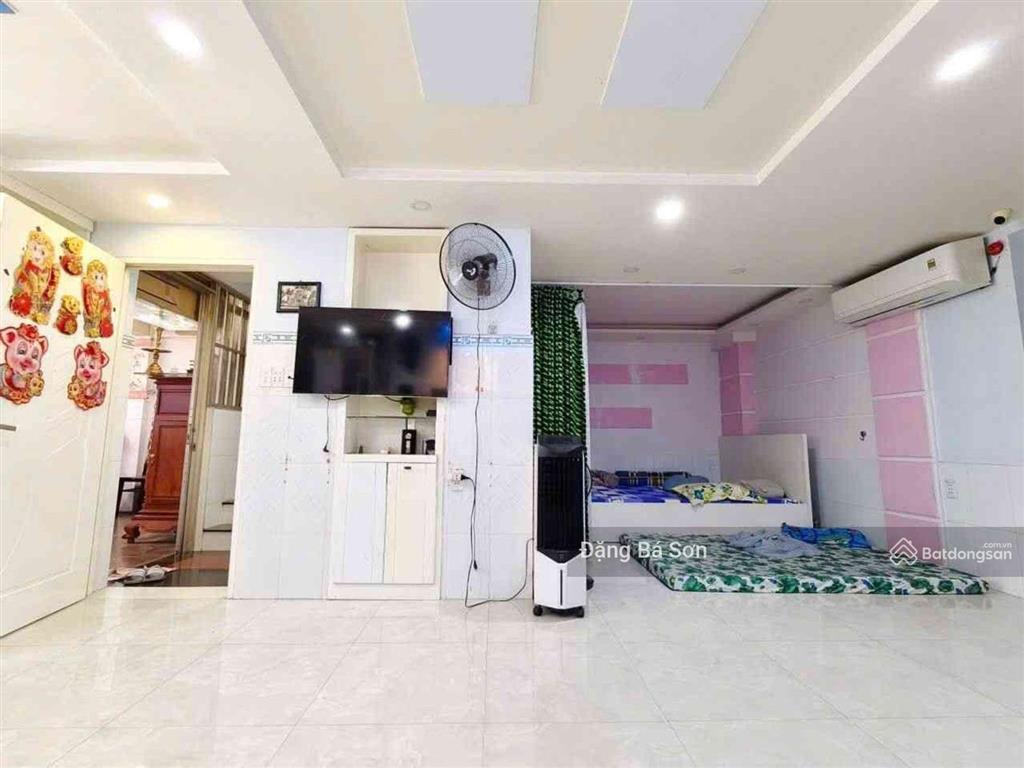 Siêu phẩm lý thường kiệt, giáp quận 10, 5 tầng, 7.5x13m, nhỉnh 15 tỷ.