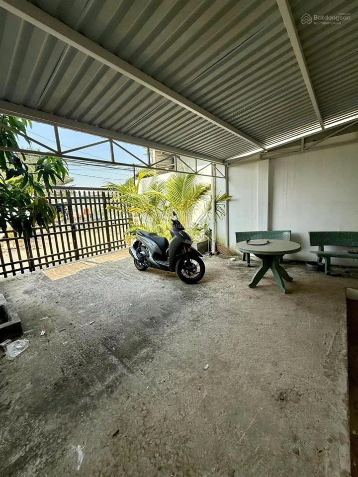 Nhà 1t1l 2pn sân oto hẻm  đường 9 linh tây  thủ đức ( gần phạm văn đồng )