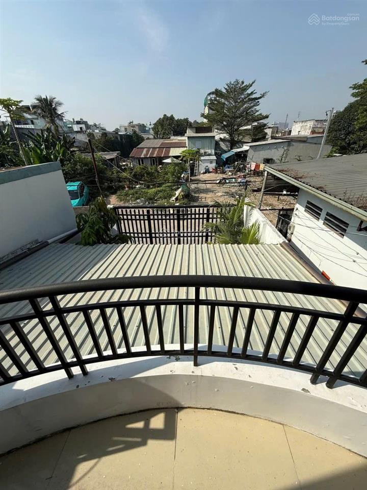 Nhà 1t1l 2pn sân oto hẻm  đường 9 linh tây  thủ đức ( gần phạm văn đồng )