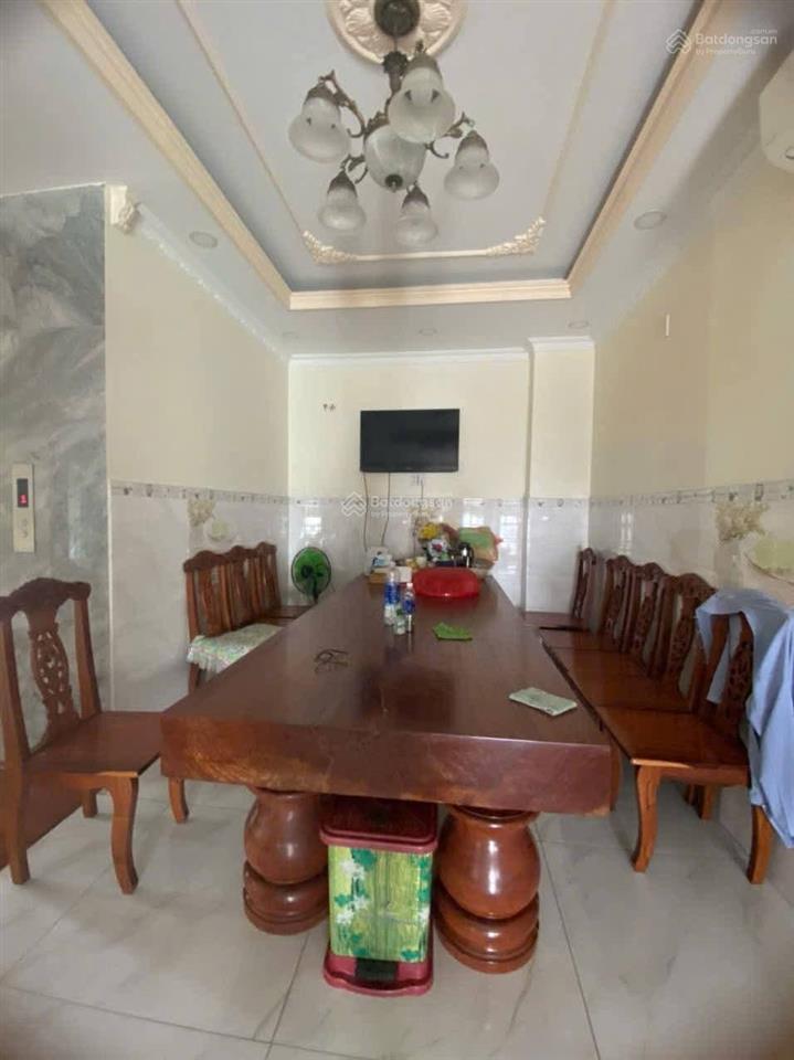 Cho thuê nhà 4 tầng 3pn ( có thang máy ) tăng nhơn phú a. quận 9