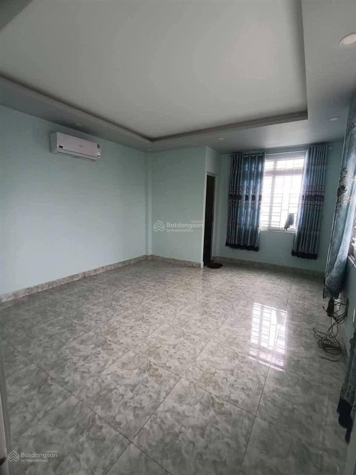 Cho thuê nhà 4pn sân đậu 2 oto  phường tân phú. quận 9 cũ