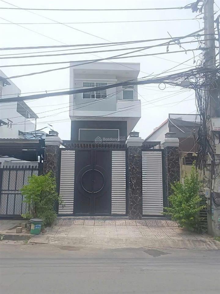 Cho thuê nhà 4pn sân đậu 2 oto  phường tân phú. quận 9 cũ