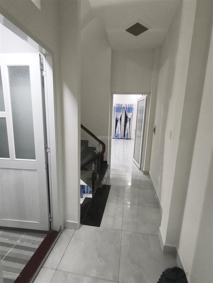 Cho thuê nhà 4pn. 3wc  đường 3 trường thọ  thủ đức